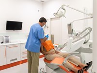 ¿Cómo afecta el estrés y la ansiedad a la salud de tus encías?