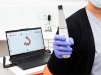 ¿Cuánto tiempo dura todo el proceso de un implante dental, desde la cirugía hasta la corona?