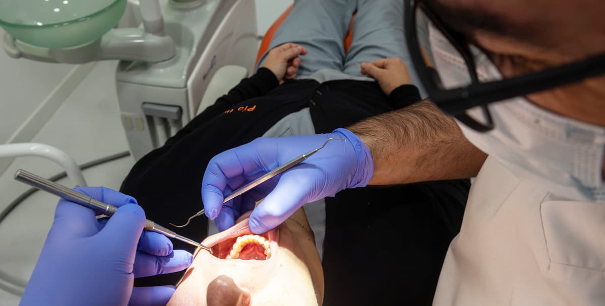 Una endodoncia puede tener múltiples causas