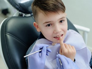 Mitos sobre la caída de los dientes de leche y la llegada de los permanentes